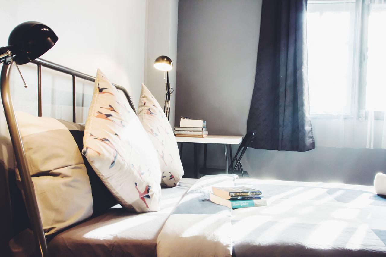 Thonglor Travellers Hostel And Cafe Μπανγκόκ Εξωτερικό φωτογραφία